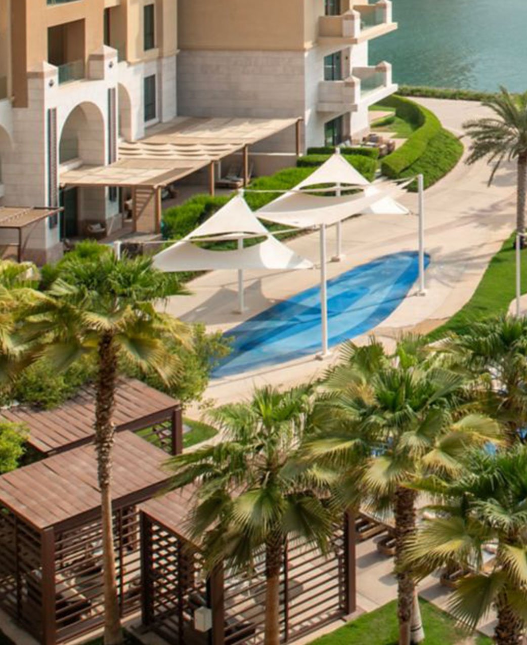 ST REGIS
